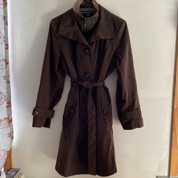 Trench coat - Picture 4 of 9